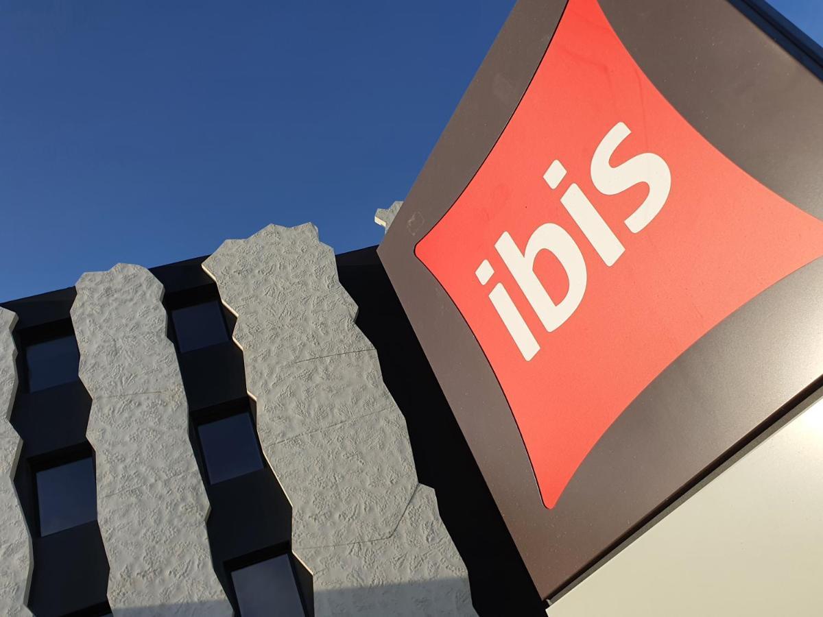 Ibis Lunel Petite Camargue Exterior photo